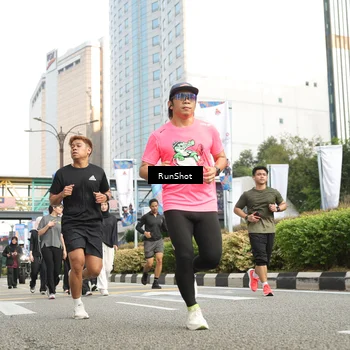 Runner Photo 4784657