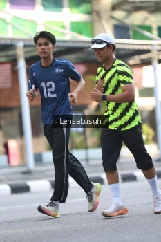Runner Photo 4784672