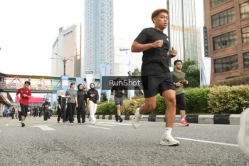 Runner Photo 4784687