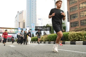 Runner Photo 4784691