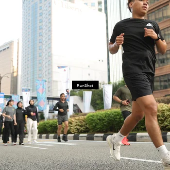 Runner Photo 4784698