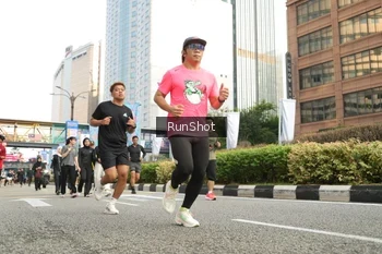 Runner Photo 4784723