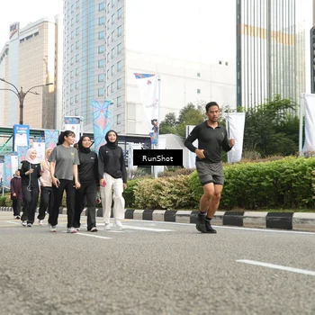 Runner Photo 4784793