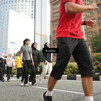 Runner Photo 4784833