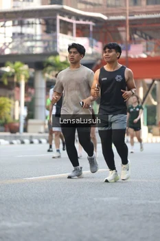 Runner Photo 4784877