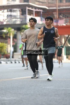 Runner Photo 4784899