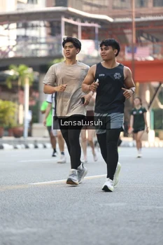 Runner Photo 4784951