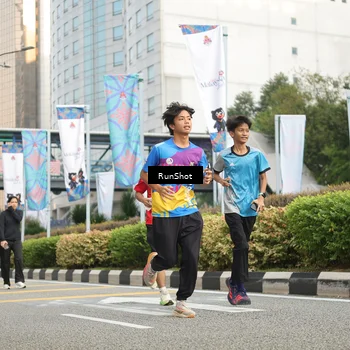 Runner Photo 4785055