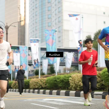 Runner Photo 4785068
