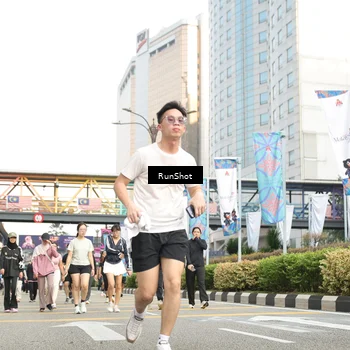 Runner Photo 4785073