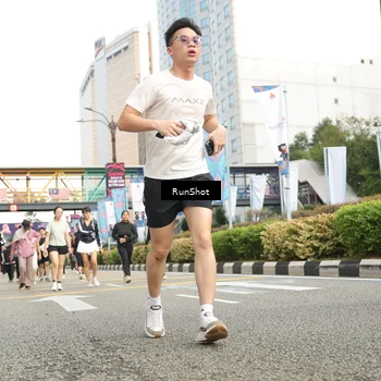 Runner Photo 4785085