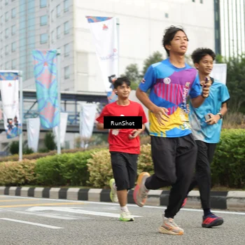 Runner Photo 4785091