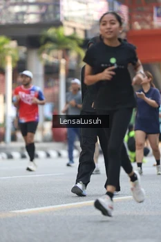 Runner Photo 4785175