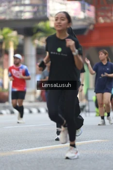 Runner Photo 4785203