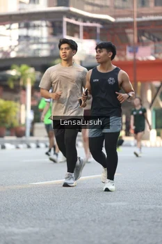 Runner Photo 4785260