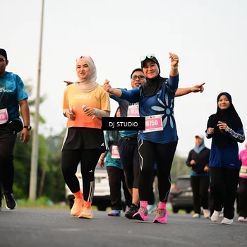 Runner Photo 4785513