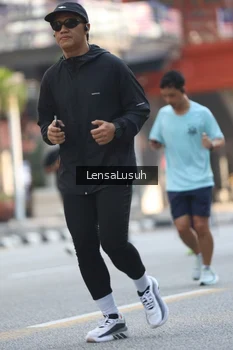 Runner Photo 4785946