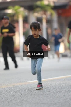 Runner Photo 4786800