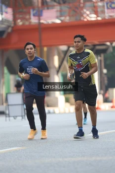 Runner Photo 4786975