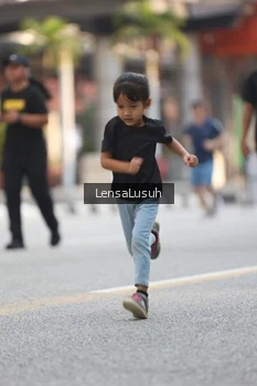 Runner Photo 4786980