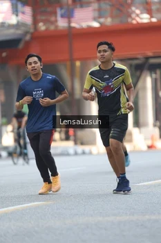 Runner Photo 4787069