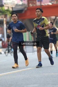 Runner Photo 4787099
