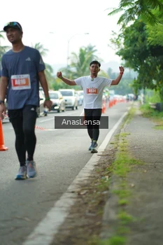 Runner Photo 4787757