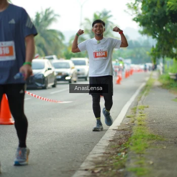 Runner Photo 4787849