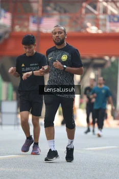 Runner Photo 4789463