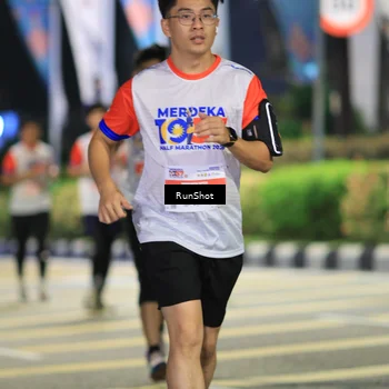 Runner Photo 4790468