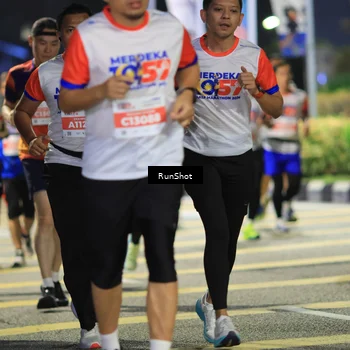 Runner Photo 4790659
