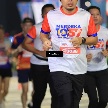 Runner Photo 4790705
