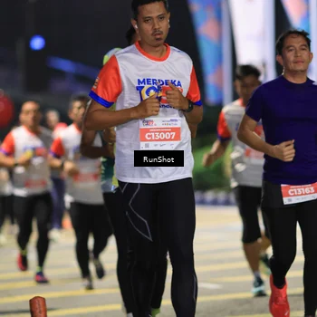 Runner Photo 4790749