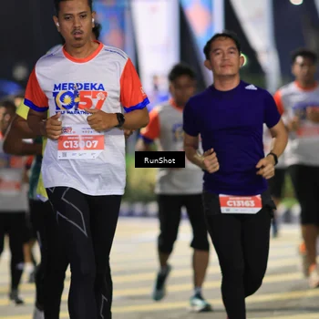 Runner Photo 4790761