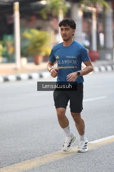 Runner Photo 4790972