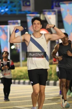 Runner Photo 4791570