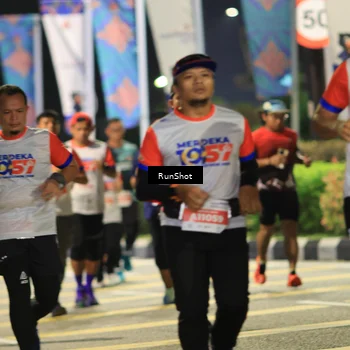 Runner Photo 4791672