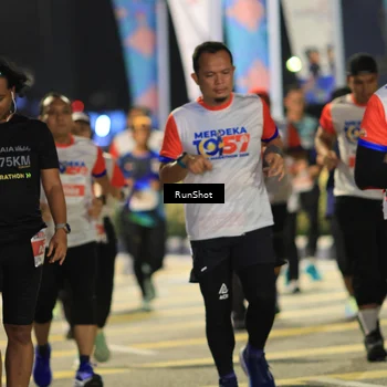 Runner Photo 4791695