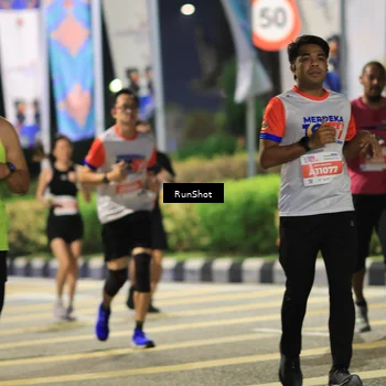 Runner Photo 4792135