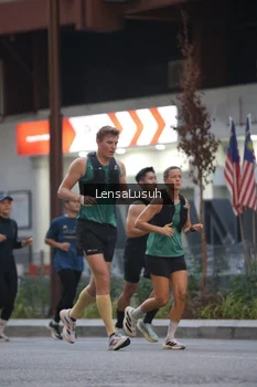 Runner Photo 4792423