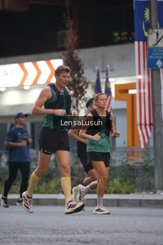 Runner Photo 4792567