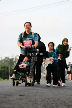 Runner Photo 4793575