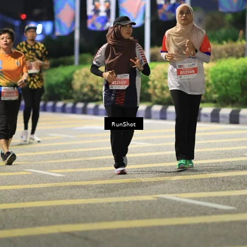 Runner Photo 4794554