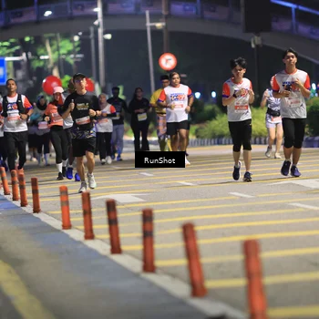 Runner Photo 4794708