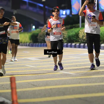 Runner Photo 4794973