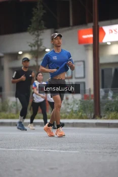 Runner Photo 4794977