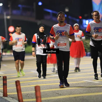 Runner Photo 4795672