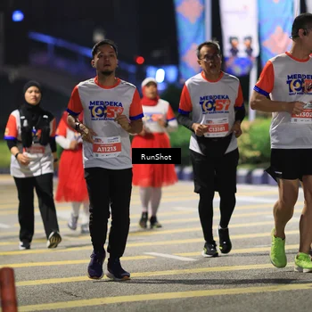 Runner Photo 4795702