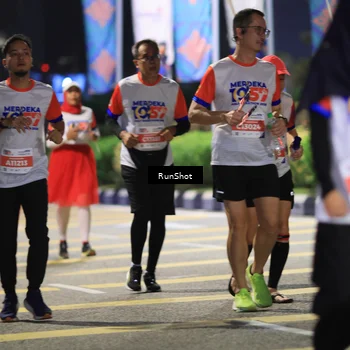 Runner Photo 4795715
