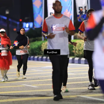 Runner Photo 4796476